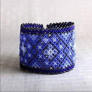 Tribal Designs Hombre Diamond Cuff Bracelet